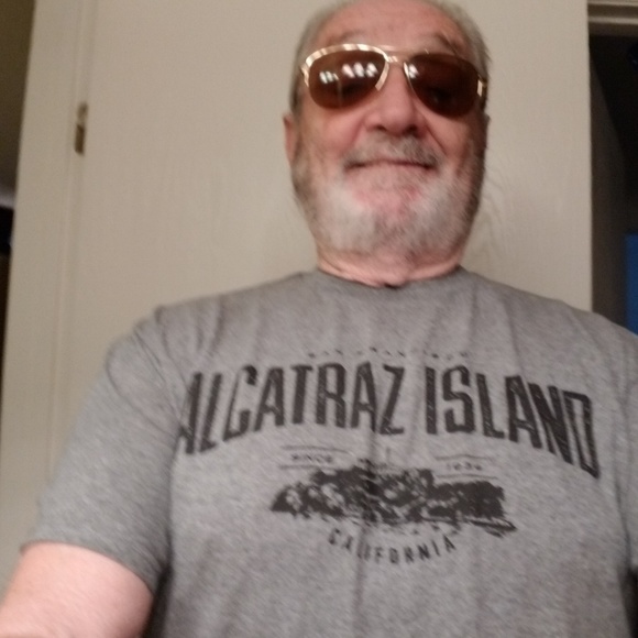 Meet your Posher, Harold - Picture 1 of 1